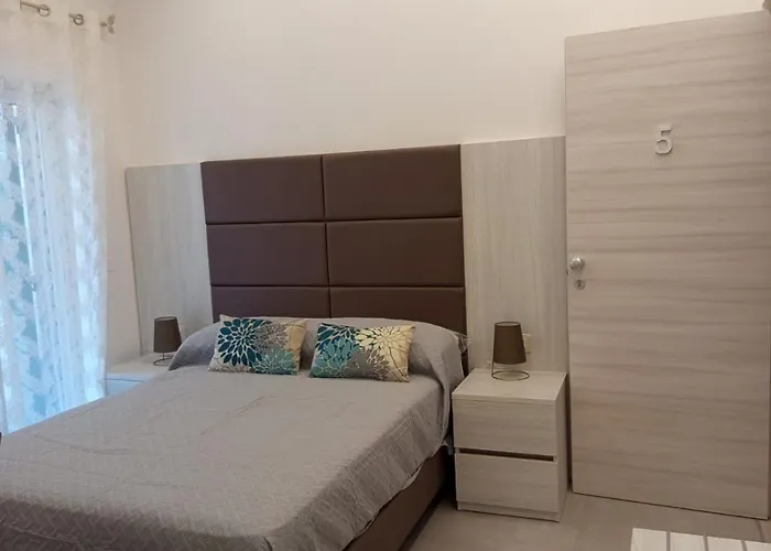 住宿加早餐酒店 L'elite 4*